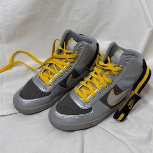 Nike Vandal Sneakers Silver Yellow Women’s 7.5